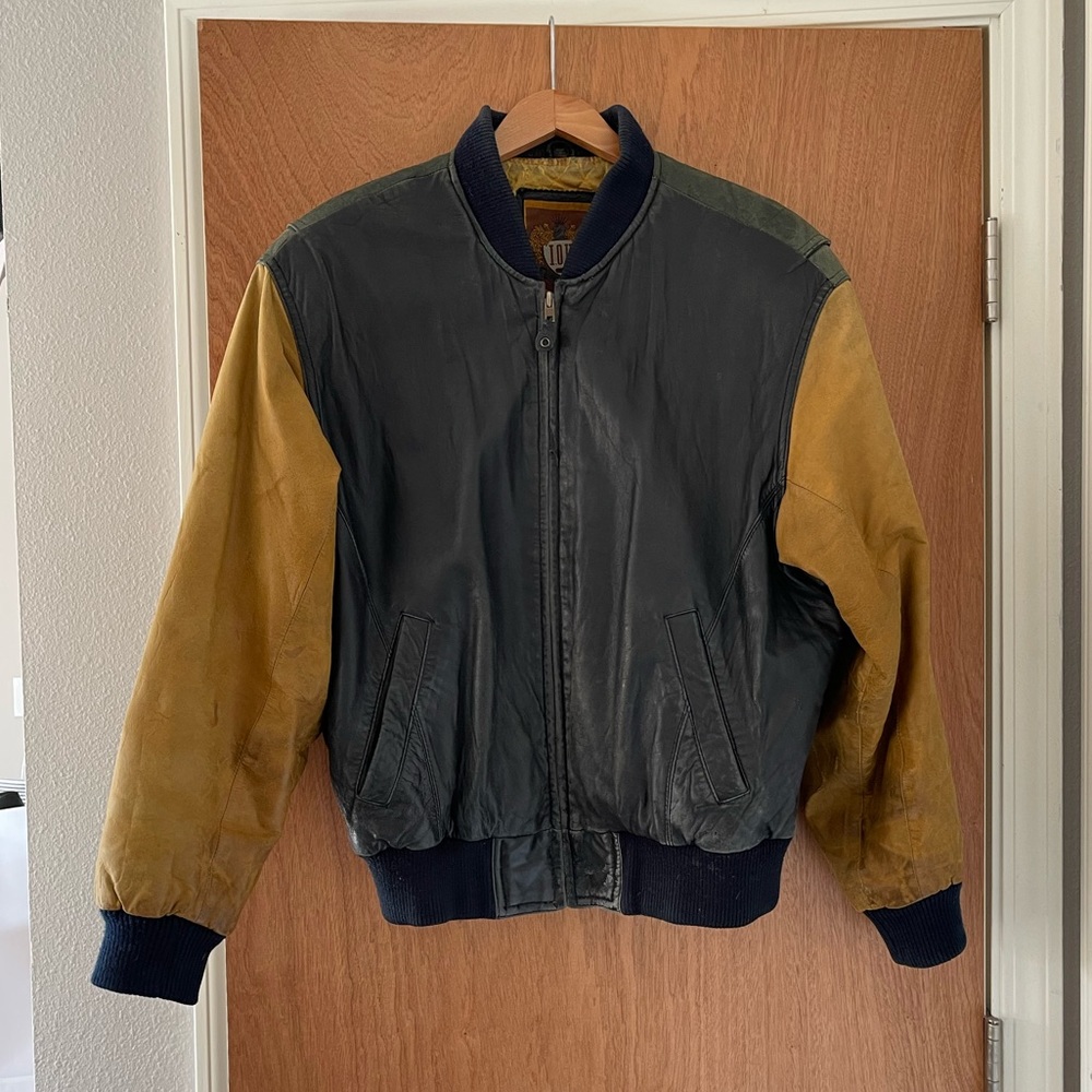 VINTAGE Leather Bomber Jacket